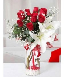 LİLYUM GÜL UYUMU( 8 ADET gÜL)